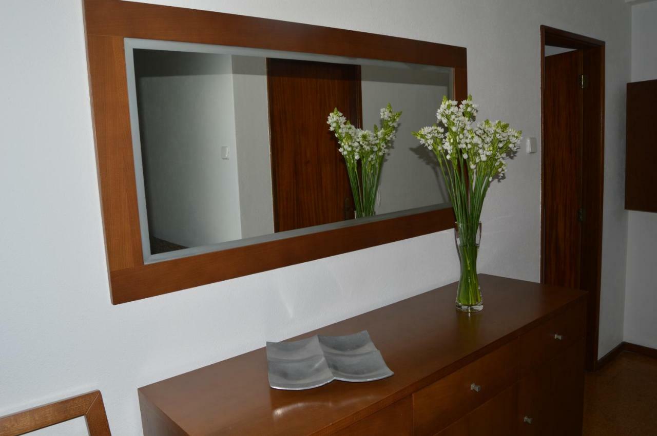 Norton De Matos Apartment
